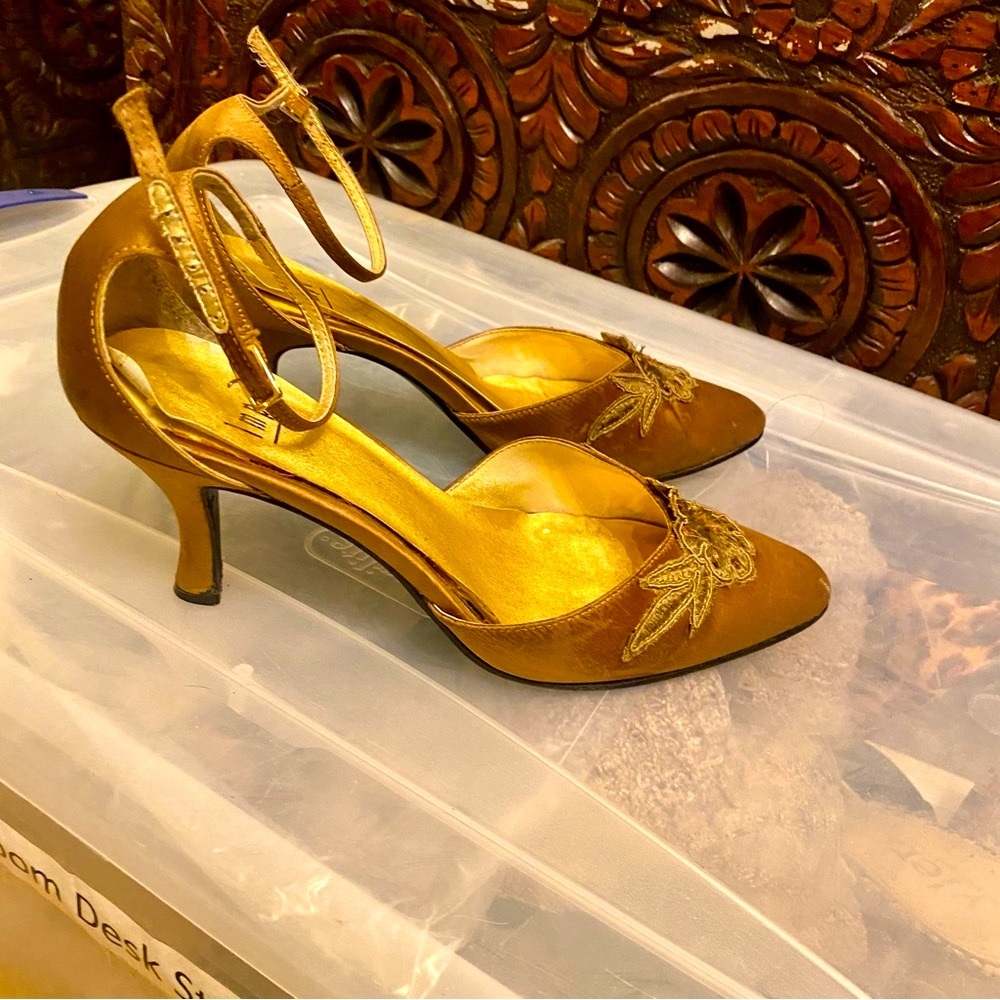 Impo special occasion shoe, dyed bronze.ankle strap style.